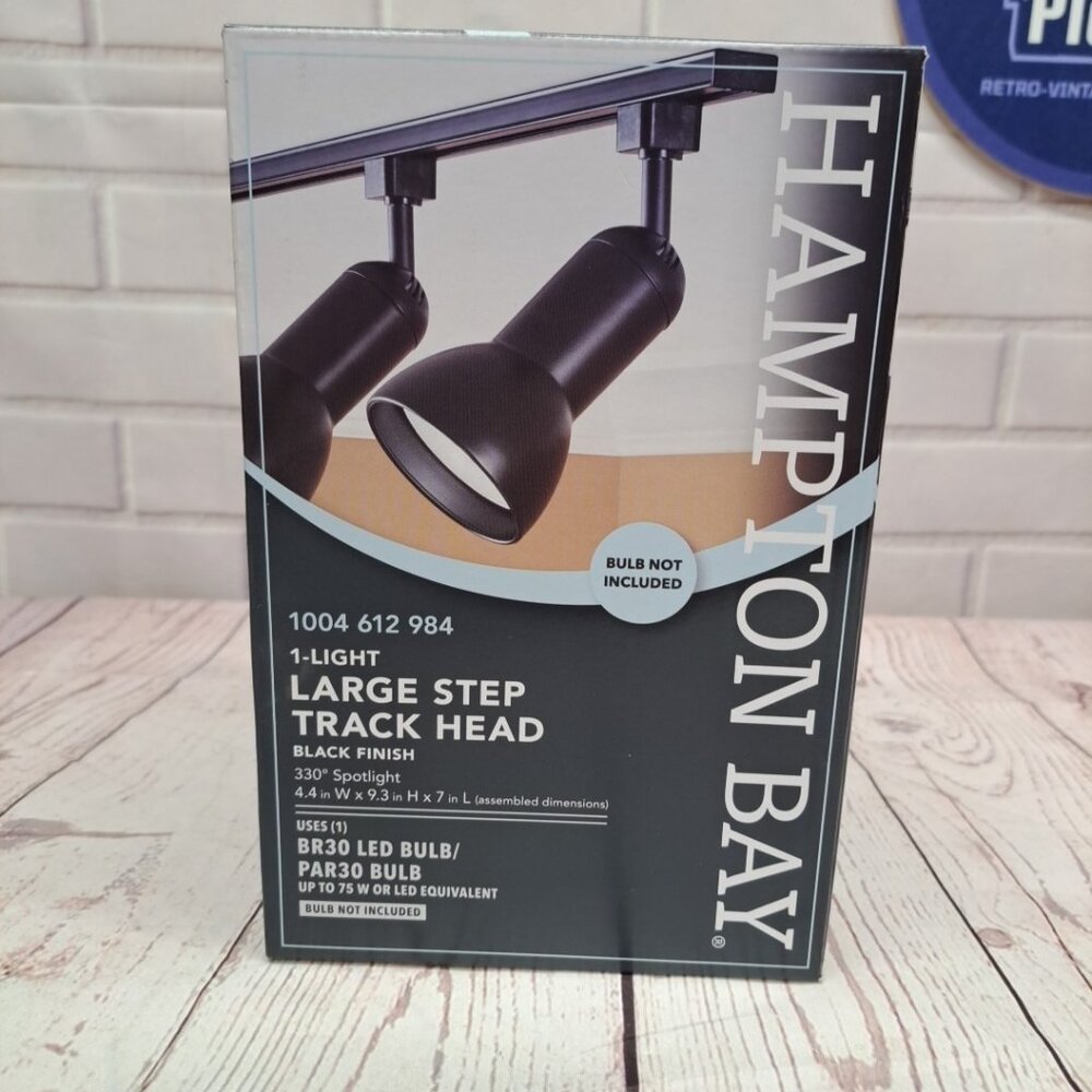 Hampton Bay 1- Light Large Step‎ Track Head Black Finish Par30/BR30